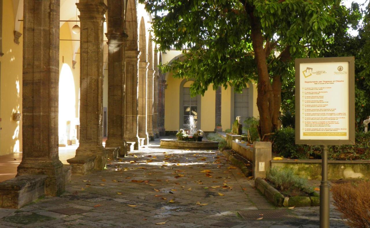 La Stanza Grande della Luna d'Irene Napoli Esterno foto