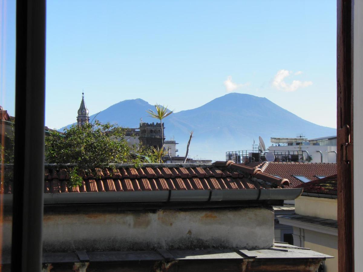 La Stanza Grande della Luna d'Irene Napoli Esterno foto