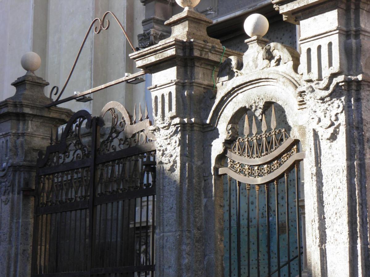 La Stanza Grande della Luna d'Irene Napoli Esterno foto