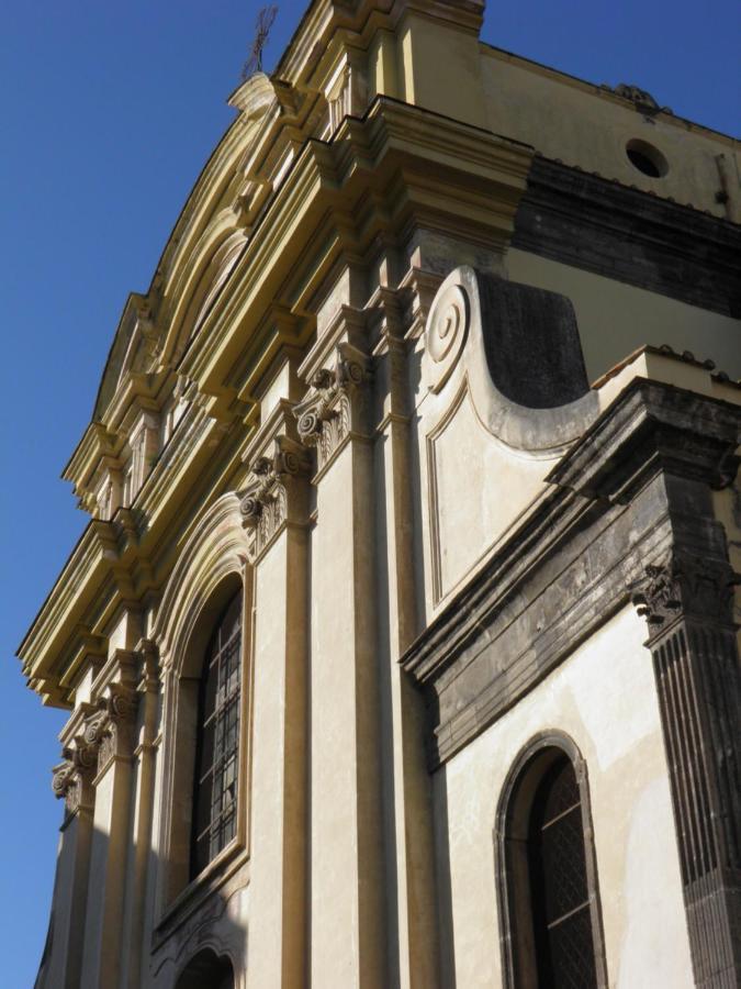 La Stanza Grande della Luna d'Irene Napoli Esterno foto